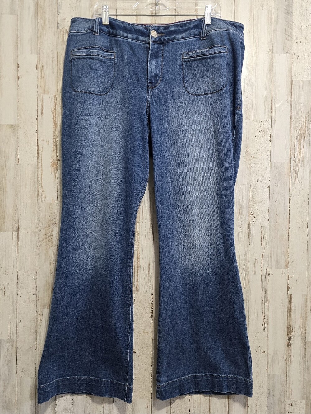 Lane Bryant Wide Leg Flare Jeans Patch Pockets Medium Wash Plus Size 20